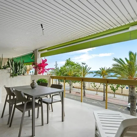 Apartment Pelicano *
