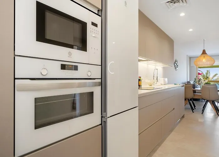 Apartment Pelicano *